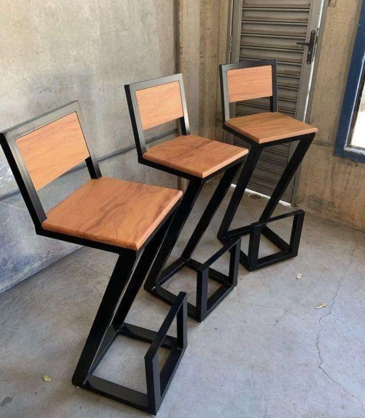 Metal Raf Ünitesi